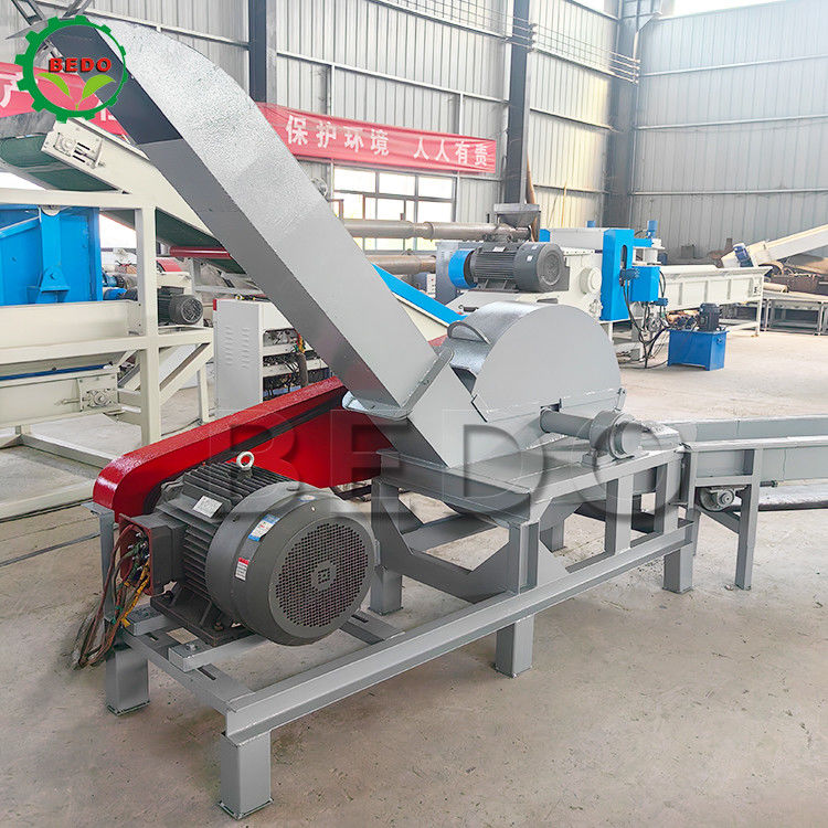 Powerful Electric Wood Chipper Machine With 6pcs Blades And 3kw Feed Conveyor Power