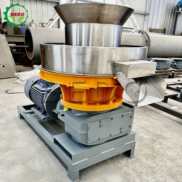 高効率ペレット製造用、ステンレス鋼ダイとNSKベアリングを備えた500kg/h容量の木質ペレット製造機