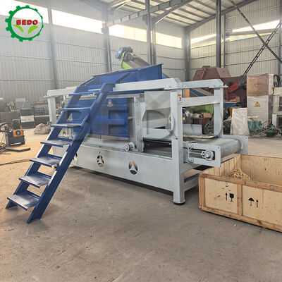 7.5kw 木材スライス機 125mmローラー 400kg/h 容量効率の高い木材加工設備